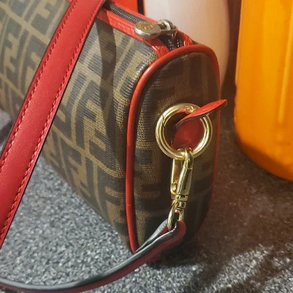 Fendi Bag - Picture 6 of 15